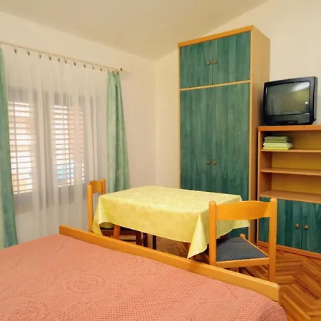Apartman With A Parking Space Punat, Krk - 5344